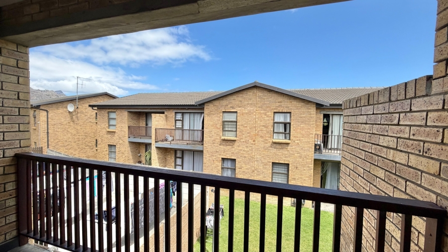 2 Bedroom Property for Sale in Fairview Golf Estate Western Cape